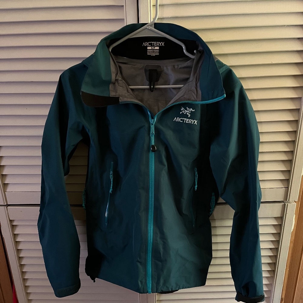Arcteryx rain jacket